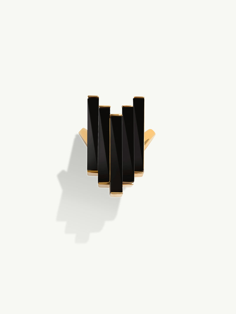Invidia Black Onyx Column Ring In 18K Yellow Gold