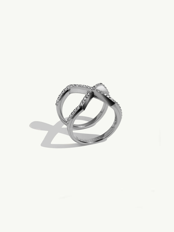 Exquis Pavé-Set Brilliant White Diamond Infinity Ring In 18K White Gold